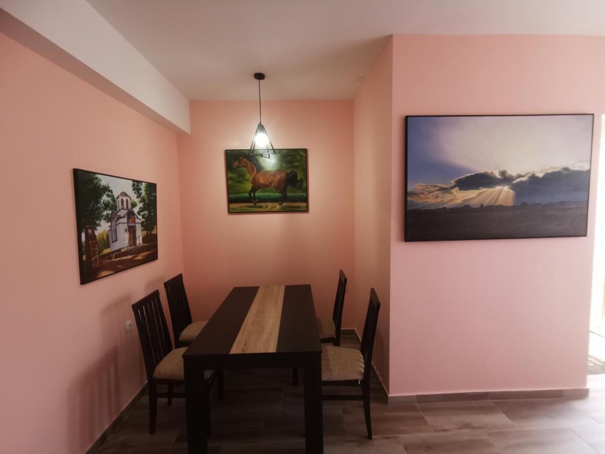Crown Apartments Üsküp Dış mekan fotoğraf