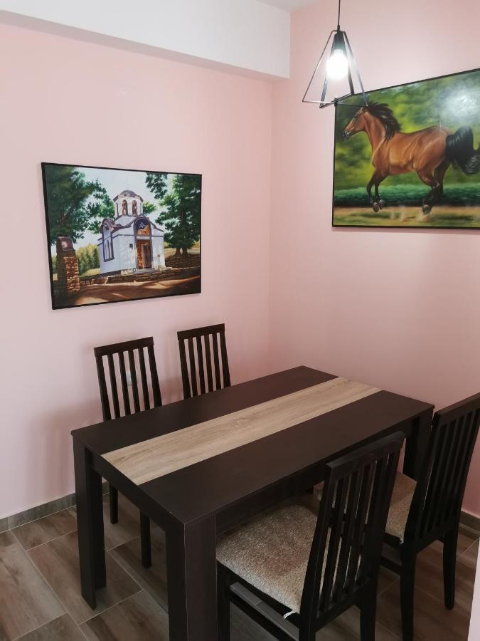 Crown Apartments Üsküp Dış mekan fotoğraf