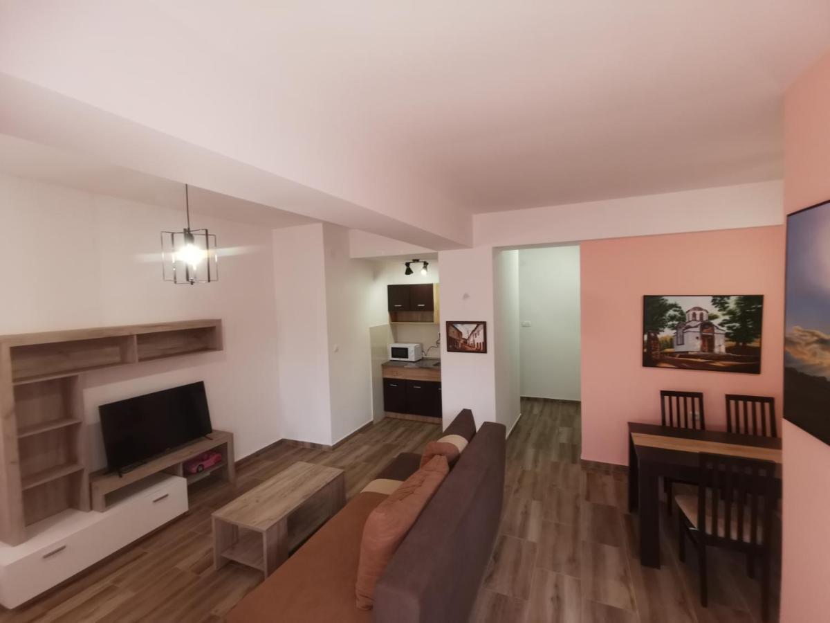 Crown Apartments Üsküp Dış mekan fotoğraf