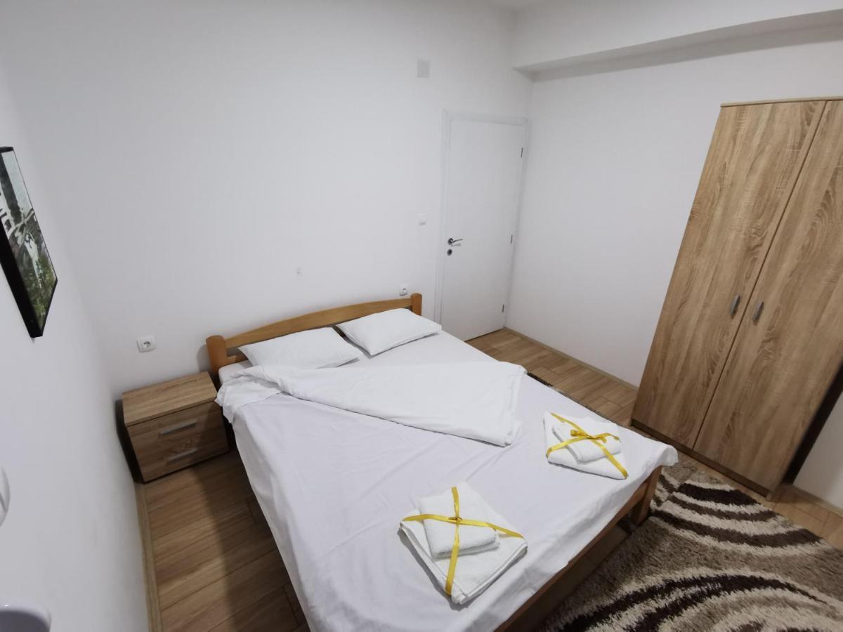 Crown Apartments Üsküp Dış mekan fotoğraf