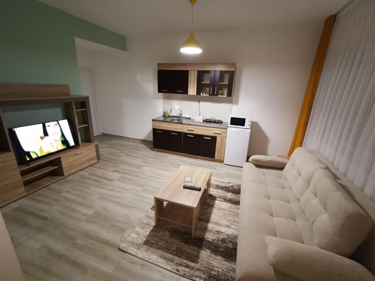 Crown Apartments Üsküp Dış mekan fotoğraf