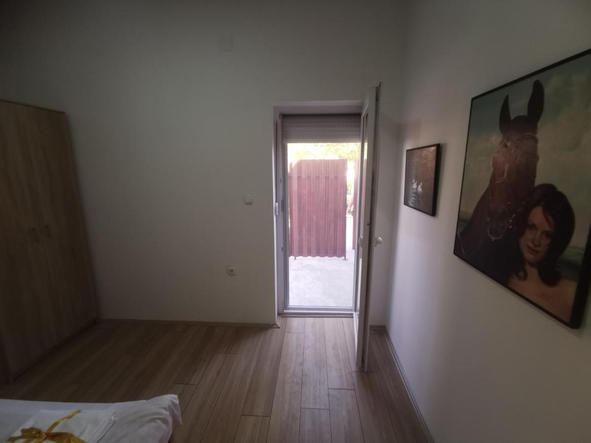 Crown Apartments Üsküp Dış mekan fotoğraf